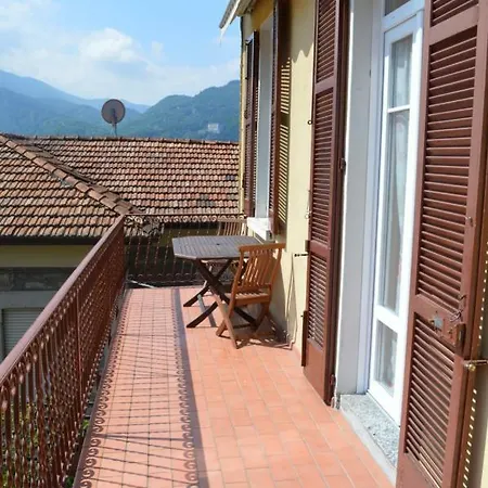 Betty's House 3 Central Mandello del Lario